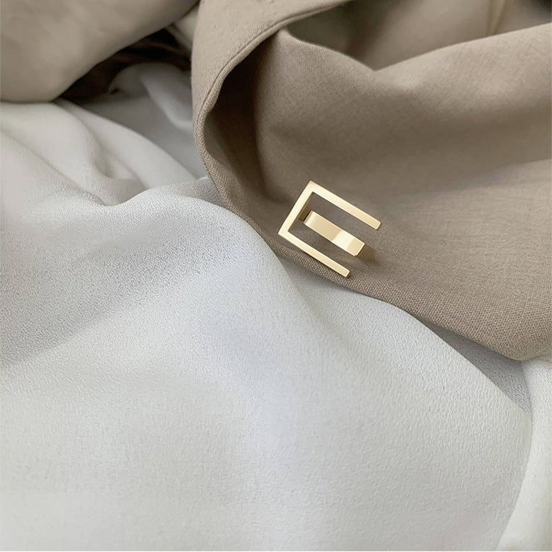 Minimalist Glossy Ring